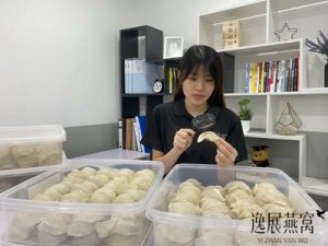 手把手教你如何辨别燕窝是否刷胶过,让你知道刷胶燕窝该怎么看