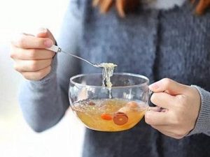 孕妇吃燕窝是干燕窝好还是即食燕窝好?哪个营养价值最高