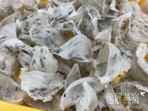 燕窝原料中毛燕和中轻毛燕的区别,哪个营养好(买哪个划算)